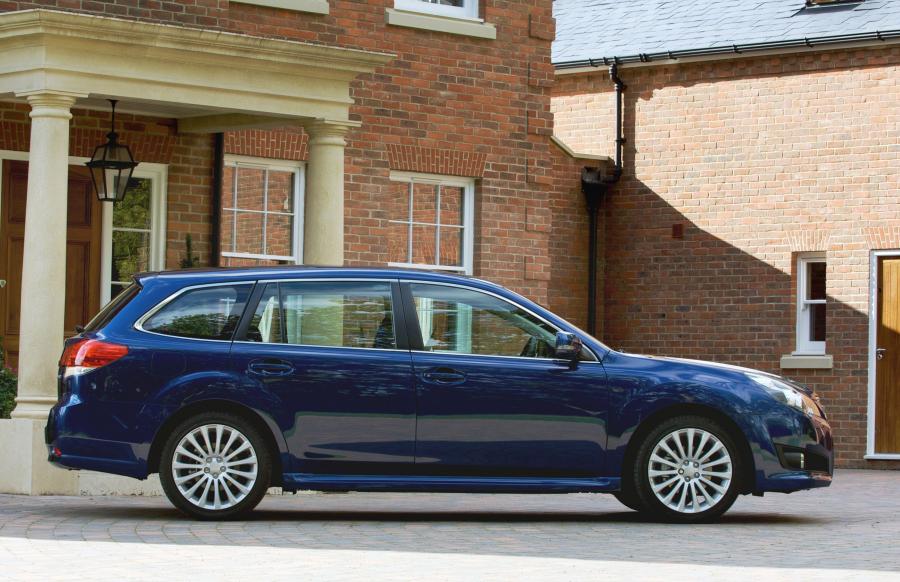  Subaru Legacy Tourer 2010 года  (фото 8 из 10)